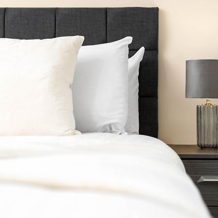 Brand New Luxury Apartment - 2 Bedroom - City Centre - Jq - Wifi - Netflix - 10Ah เบอร์มิงแฮม ภายนอก รูปภาพ